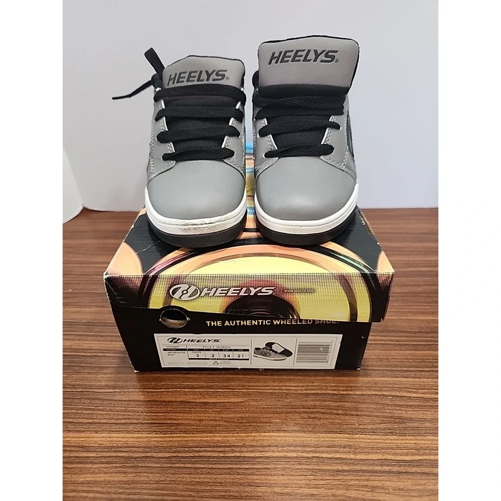 Heely's Voyager Authentic Wheeled Skate Gray Black Kid's Shoes Size 3‎ HL100331